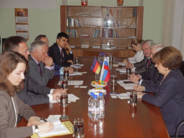 The Iamo delegation in discussion with the Russian Academy of Sciences as well as the German Embassy in Moscow. The Iamo delegation in discussion with the Russian Academy of Sciences as well as the German Embassy in Moscow.