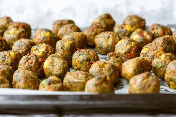 As far as flexitarians are concerned, there have even been moves to develop hybrid products that combine meat properties with vegetables. As far as flexitarians are concerned, there have even been moves to develop hybrid products that combine meat properties with vegetables.