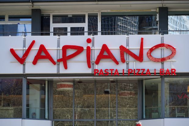 With Maredo and Vapiano, two system gastronomes are suffering from measures against the spread of the coronavirus. With Maredo and Vapiano, two system gastronomes are suffering from measures against the spread of the coronavirus.